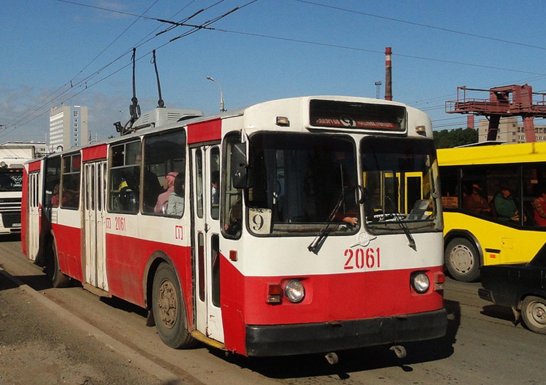 Ижевск, ЗиУ-682В [В00] № 2061