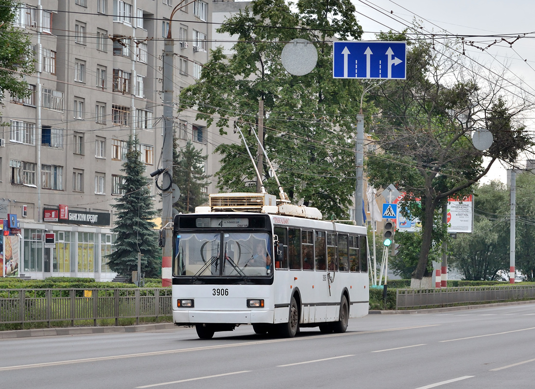 Nyizsnij Novgorod, VMZ-52981 — 3906