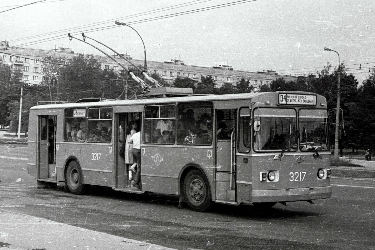 Москва, ЗиУ-682В-012 [В0А] № 3217