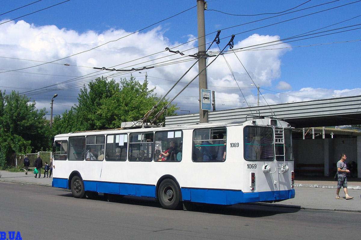 Житомир, ЗиУ-682Г-016 (018) № 1069
