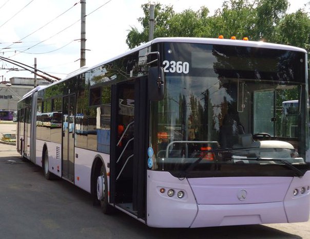 頓涅茨克, LAZ E301A1 # 2360