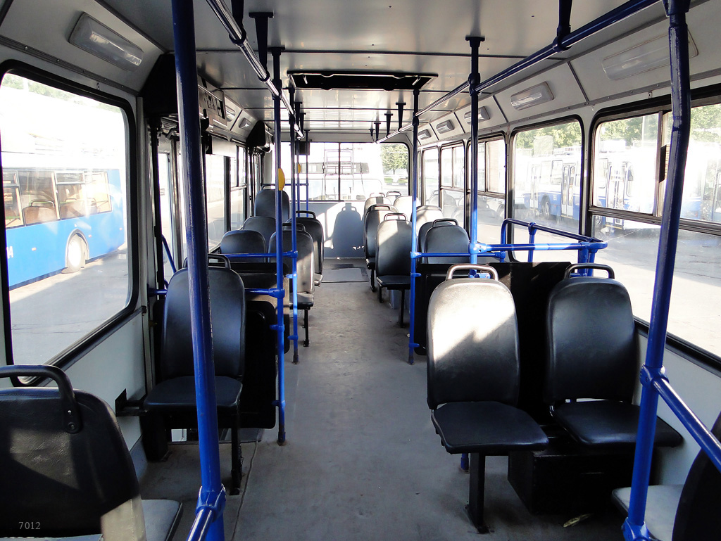 Москва, МТрЗ-5279-0000010 № 7012