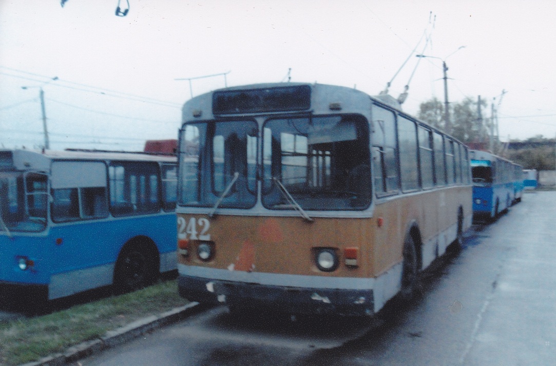 Винница, ЗиУ-682В № 242