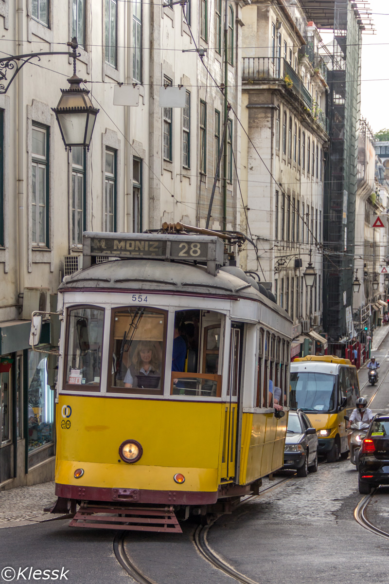 Lisbon metropolitan area, Carris 2-axle motorcar (Remodelado) # 554