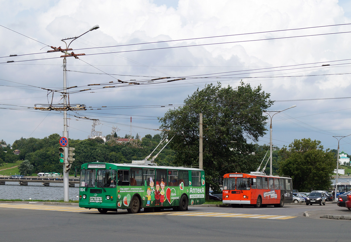 Cheboksary, ZiU-682G-016 (012) № 864; Cheboksary, ZiU-682G-018 [G0P] № 760