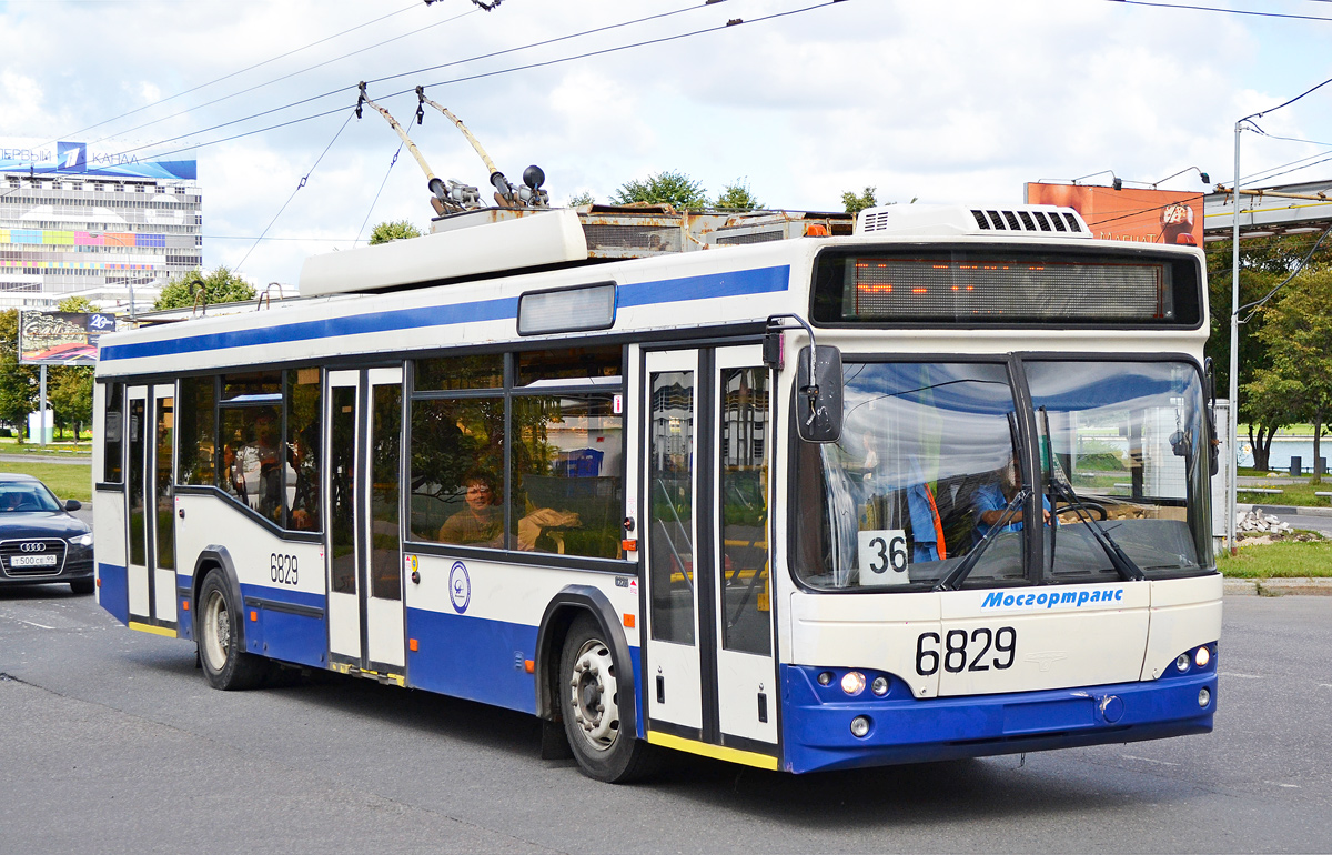 Moskwa, SVARZ-MAZ-6235.00 Nr 6829