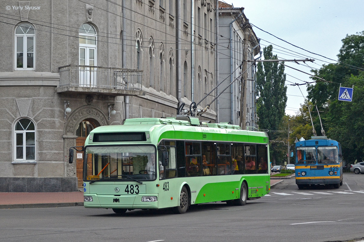 Чернигов, Еталон-БКМ 321 № 483; Чернигов, ЗиУ-682Г [Г00] № 429