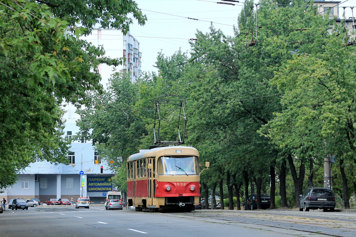 Киев, Tatra T3SU № 5932