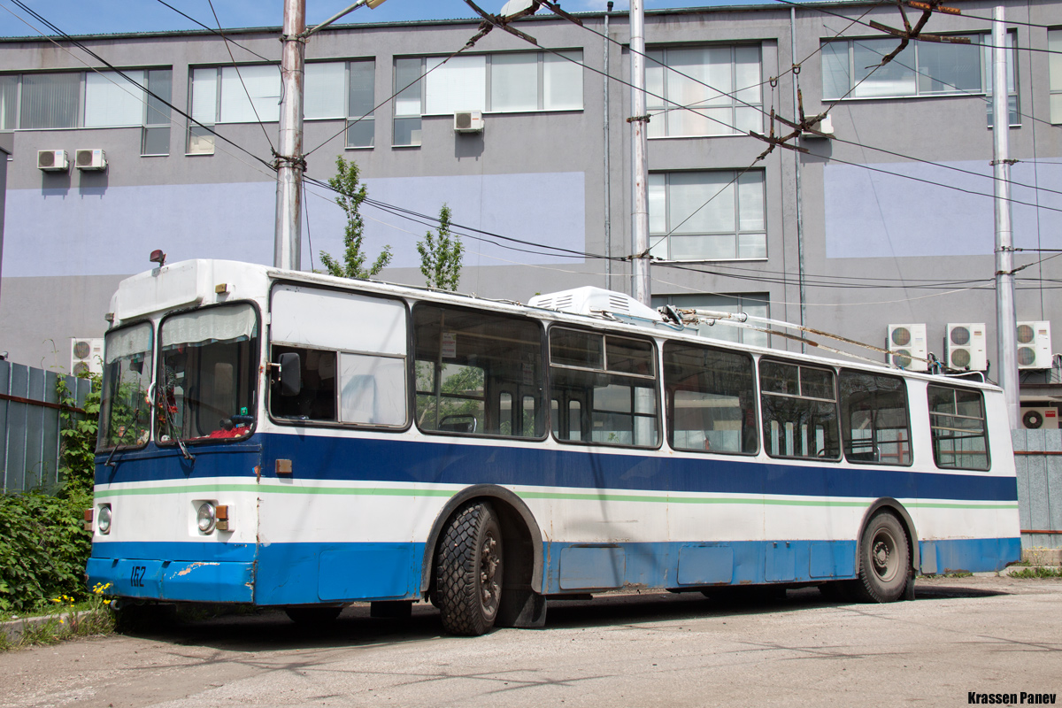 Плевен, ЗиУ-682УП НРБ № 162 (01624)