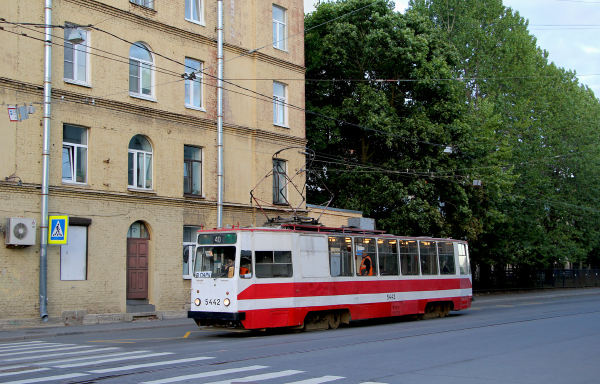 Санкт-Петербург, ЛМ-68М № 5442