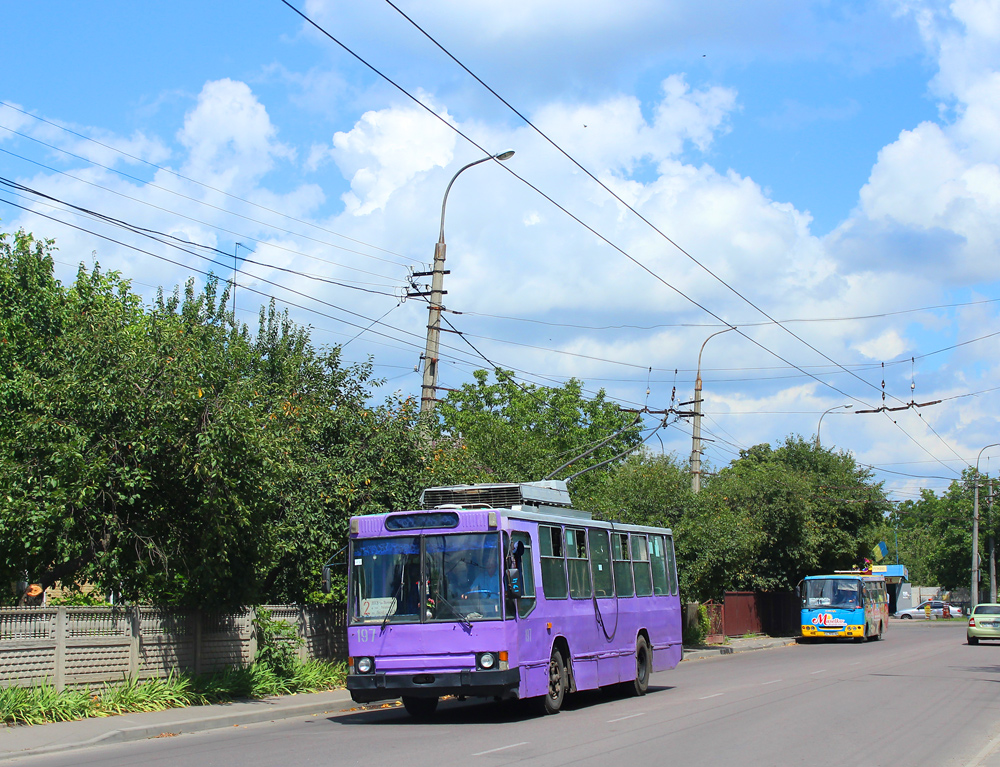 Луцк, ЮМЗ Т2 № 197