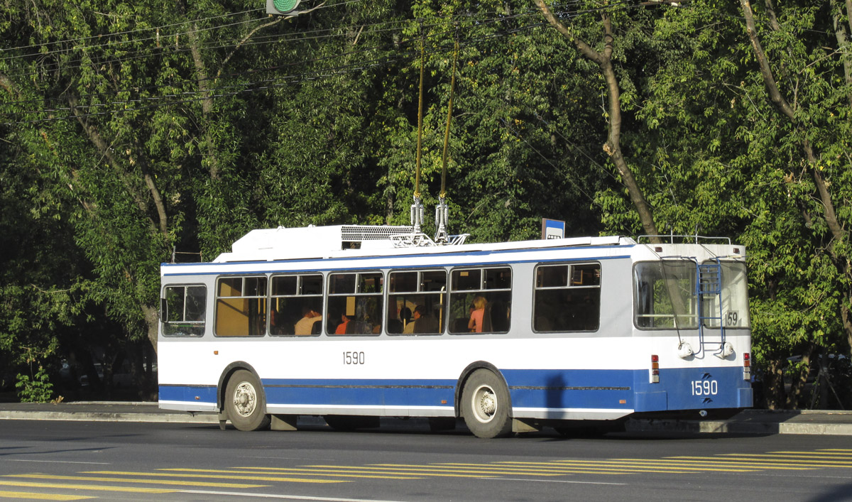 Moskva, ZiU-682GM1 (with double first door) Br. 1590