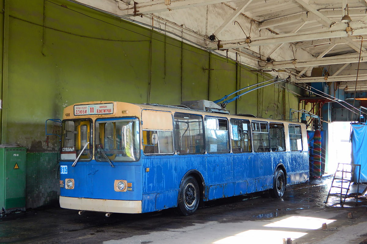 Харьков, ЗиУ-682В [В00] № 815