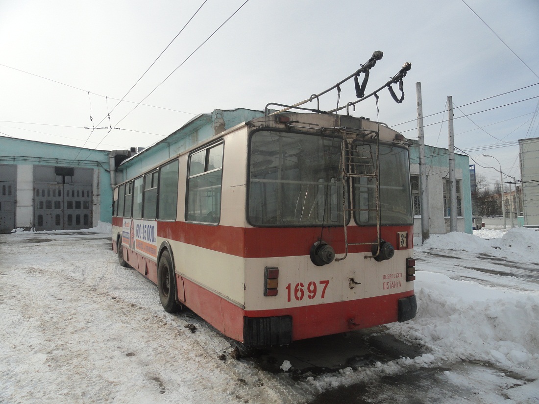 Chișinău, ZiU-682V10 № 1697