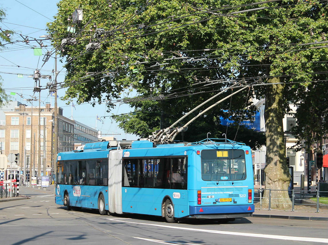 Арнем, Berkhof Premier AT18 № 5212