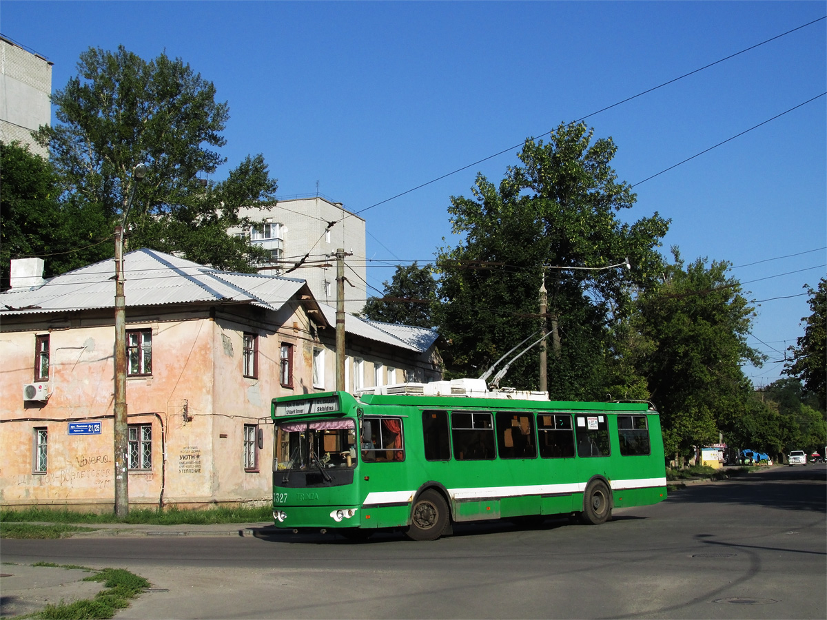 Харьков, ЗиУ-682Г-016.02 № 3327