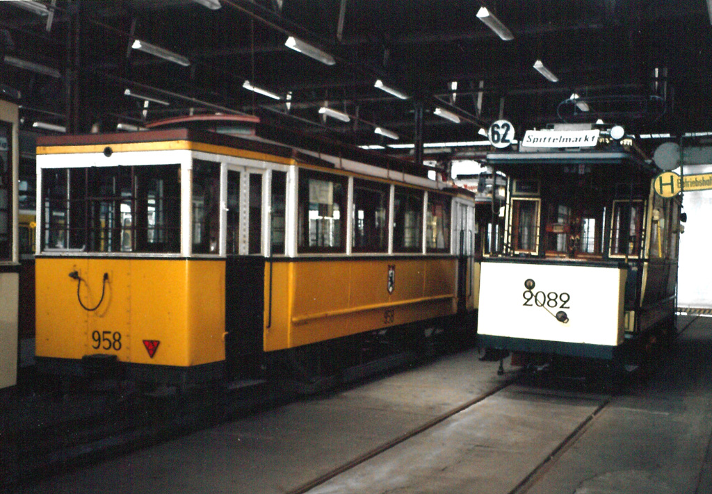 Берлин, Herbrand B 06/27 № 958; Берлин, Двухосный моторный Neu-Berolina № 2082