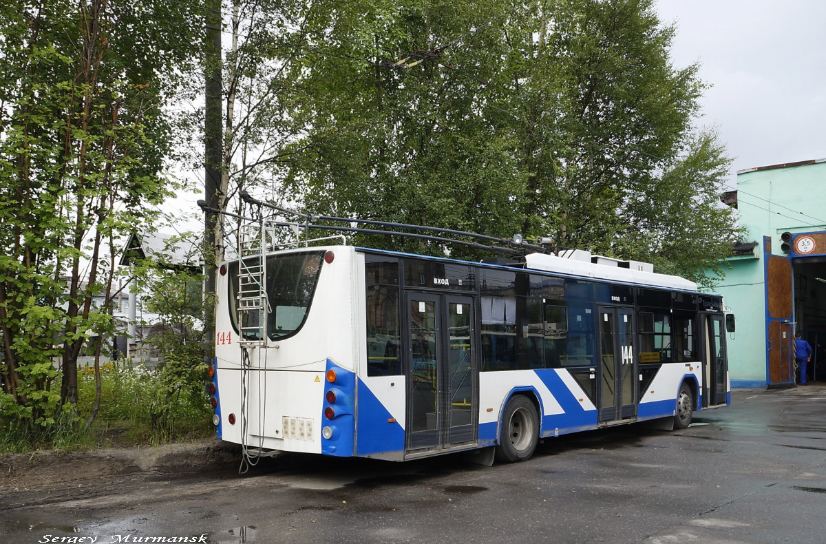 Murmansk, VMZ-5298.01 “Avangard” č. 144