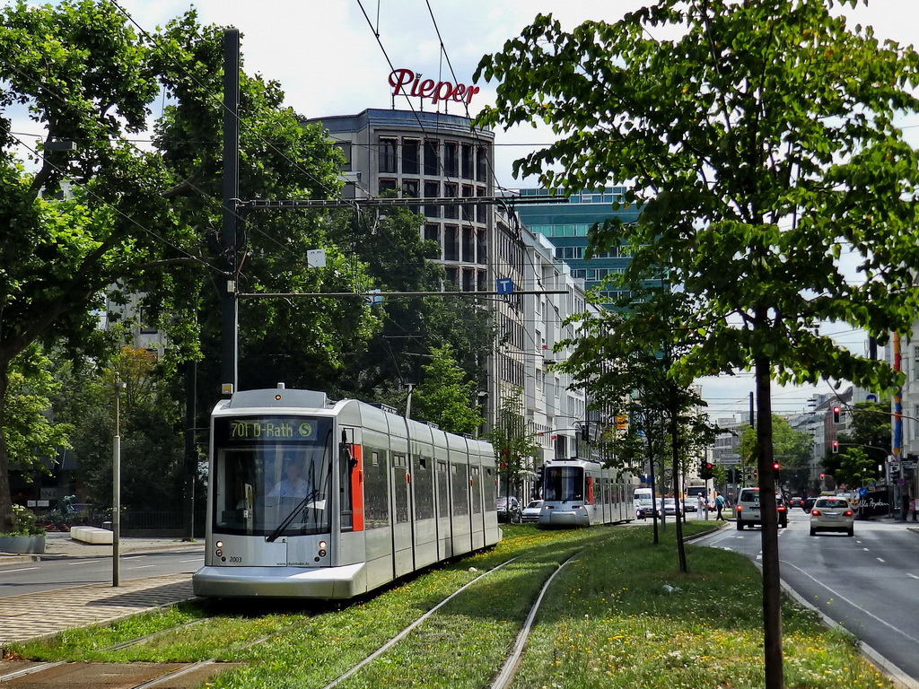 Дюссельдорф, Siemens Combino NF10 № 2003