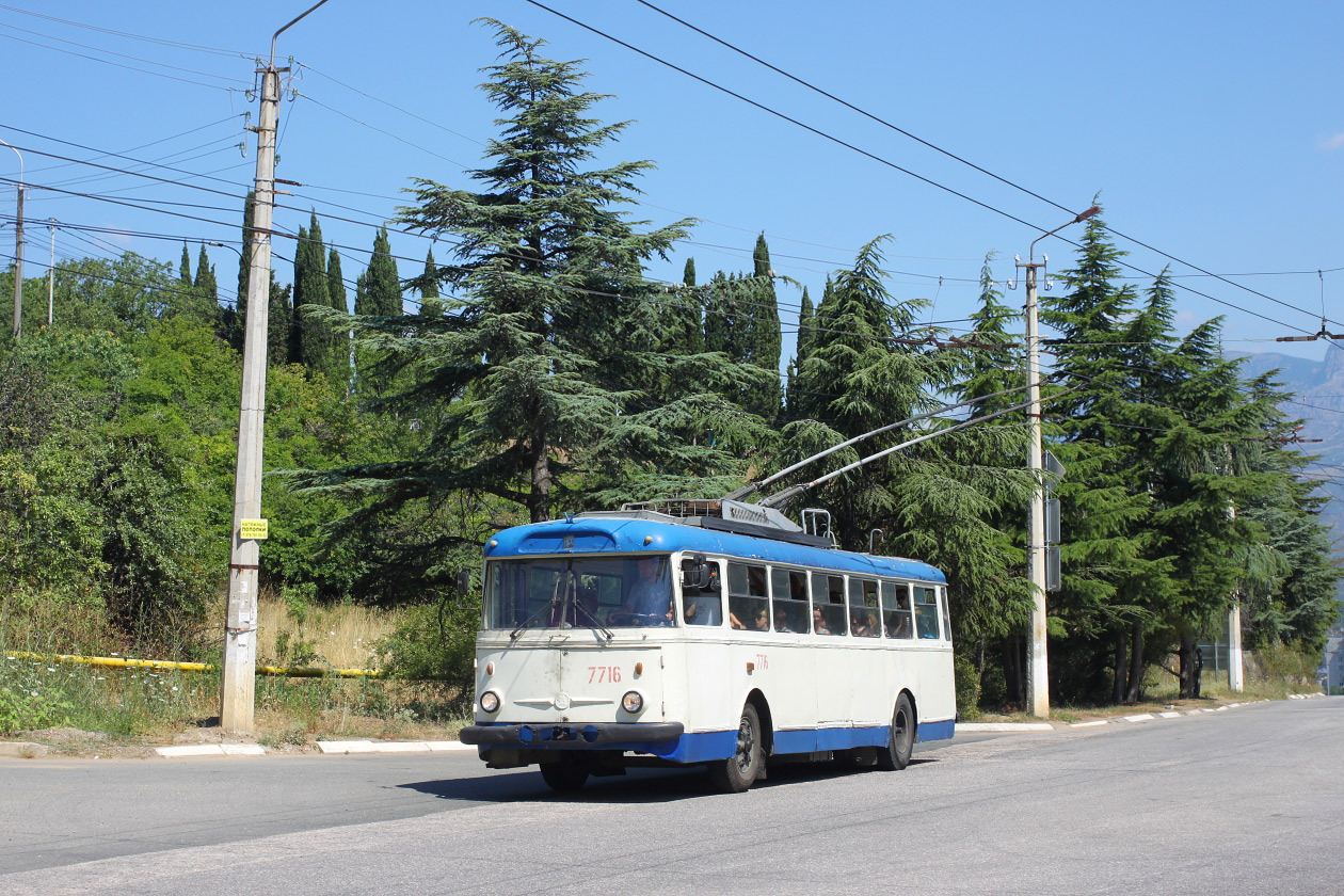 Крымский троллейбус, Škoda 9TrH27 № 7716