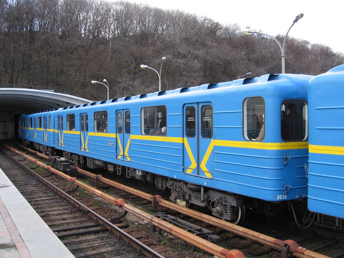 Киев, Е-КМ-Пм (81-7081) № 3636