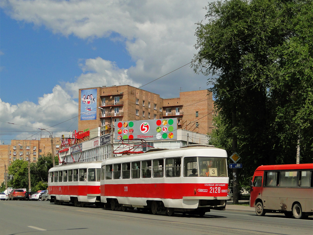 Samara, Tatra T3SU № 2128