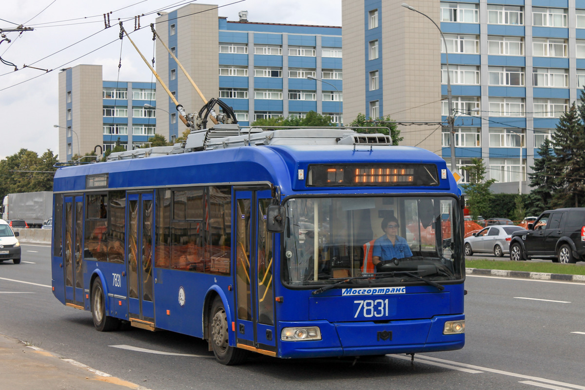 Moskva, BKM 321 č. 7831