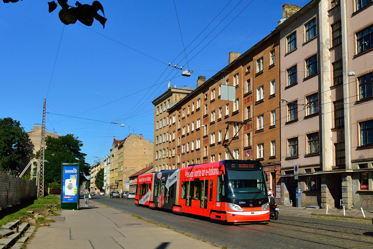 Рига, Škoda 15T ForCity Alfa Riga № 57060