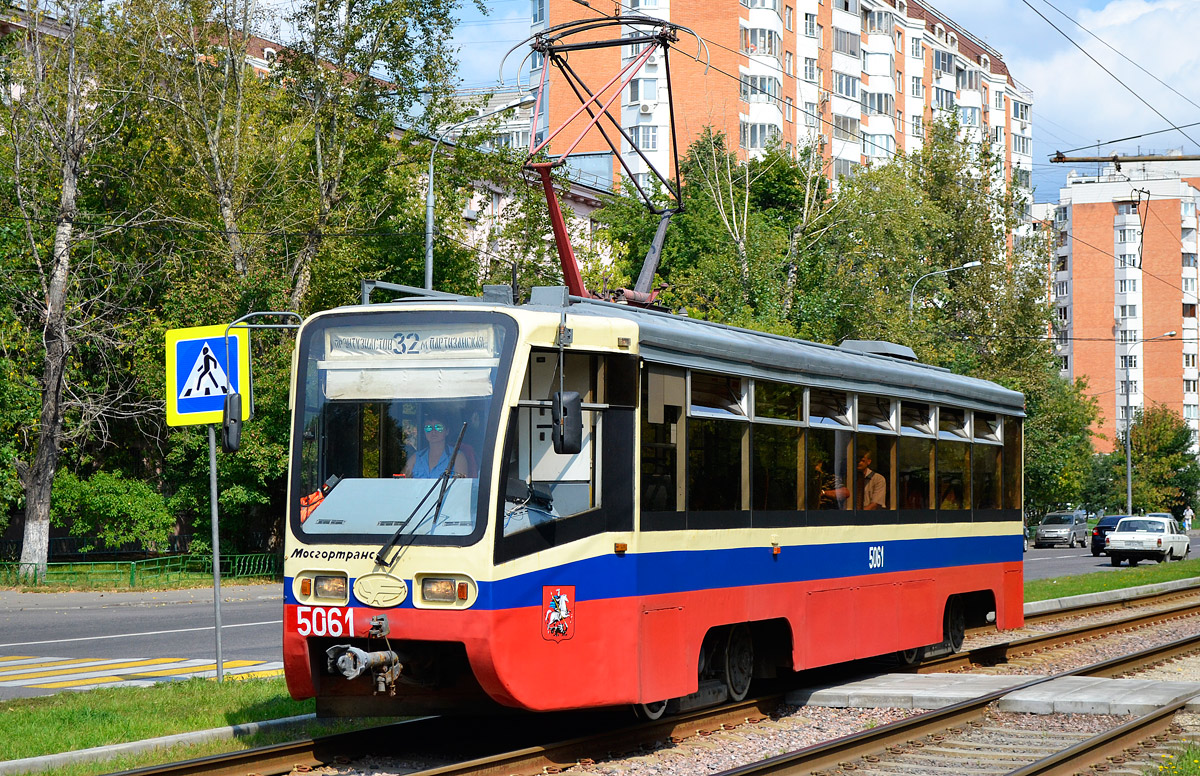 Москва, 71-619К № 5061