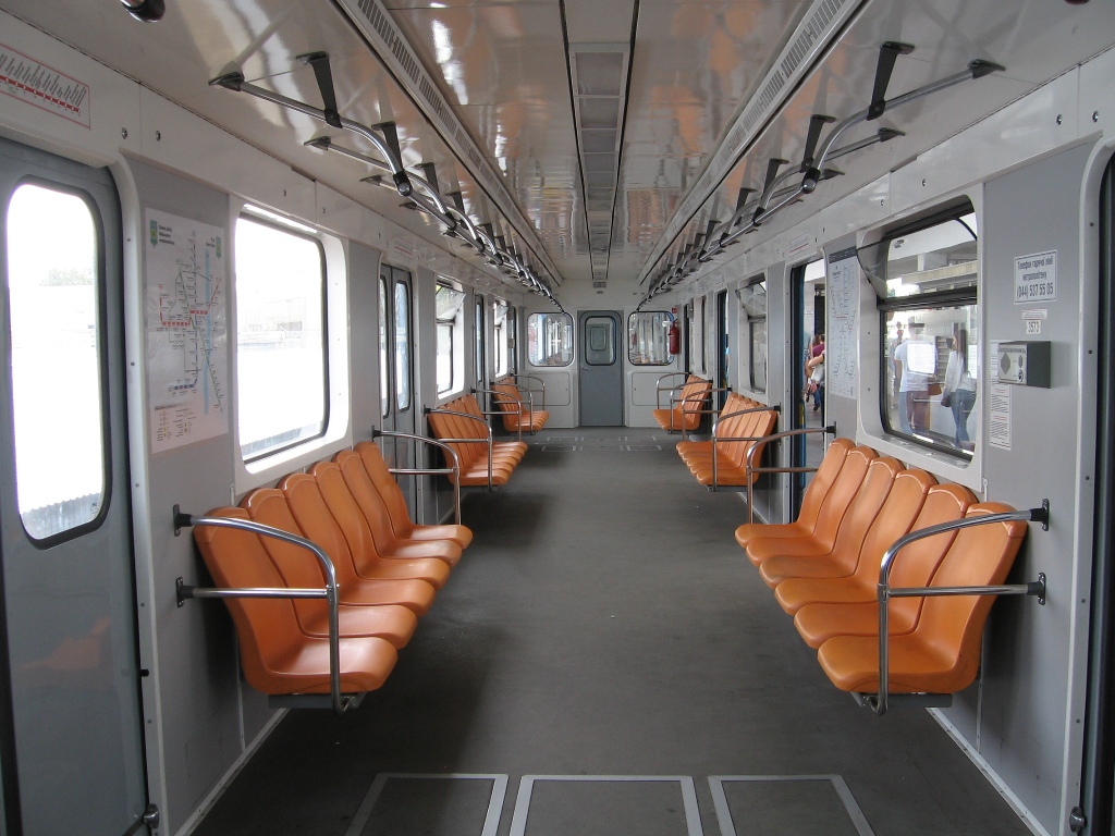 Киев, Е-КМ-Пм (81-7081) № 3573