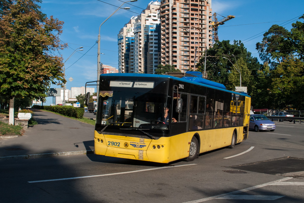 Киев, ЛАЗ E183D1 № 2902
