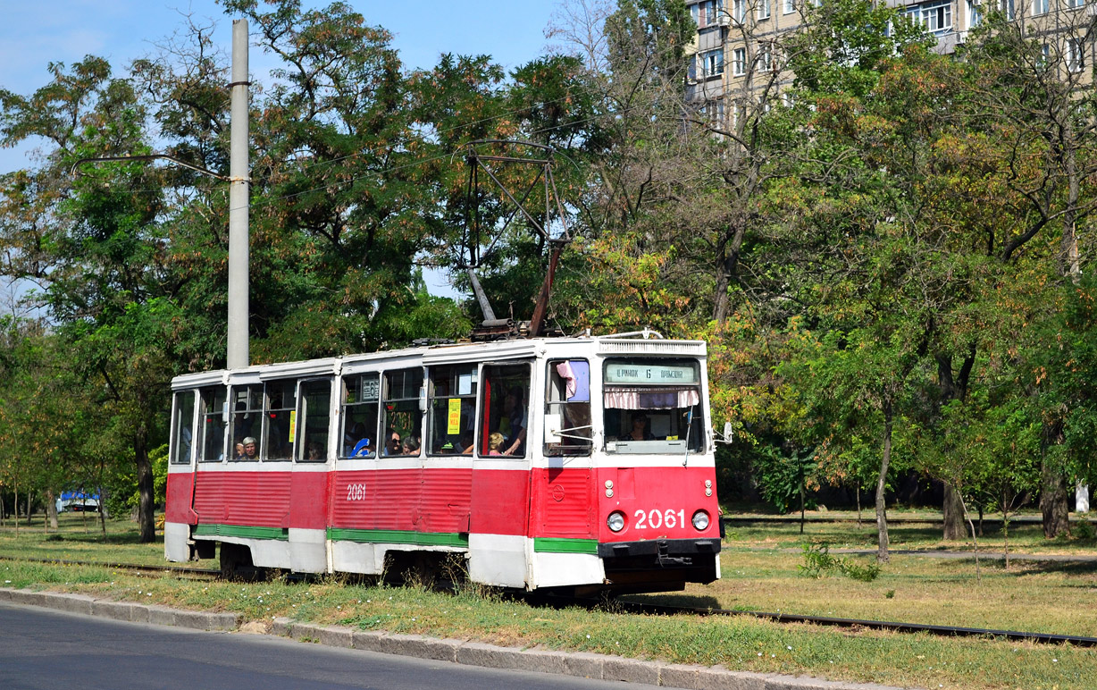 Николаев, 71-605 (КТМ-5М3) № 2061