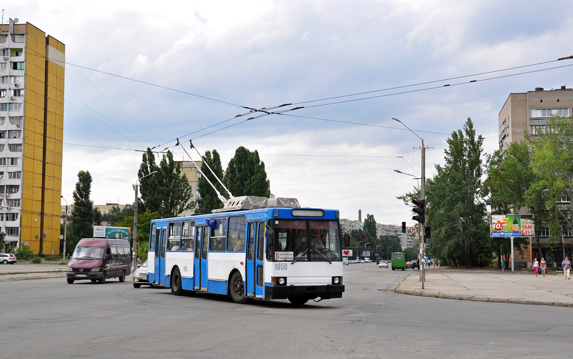 Дніпро, ЮМЗ Т2М № 1050