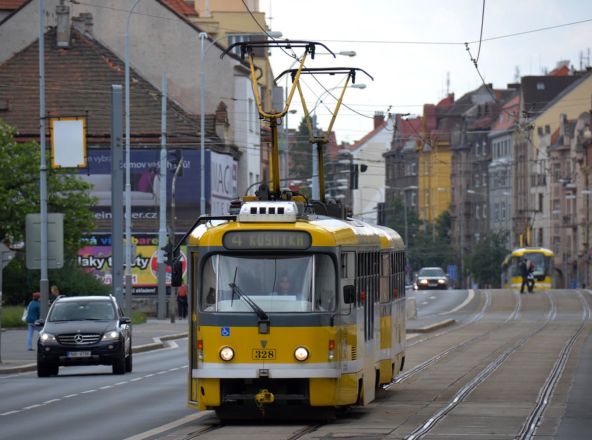 Пльзень, Tatra T3R.PLF № 328