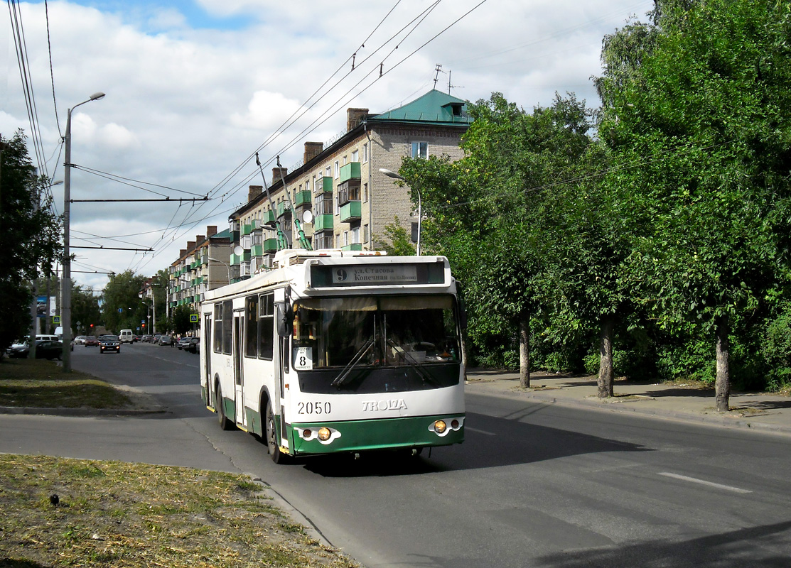 Пенза, ЗиУ-682Г-016.02 № 2050