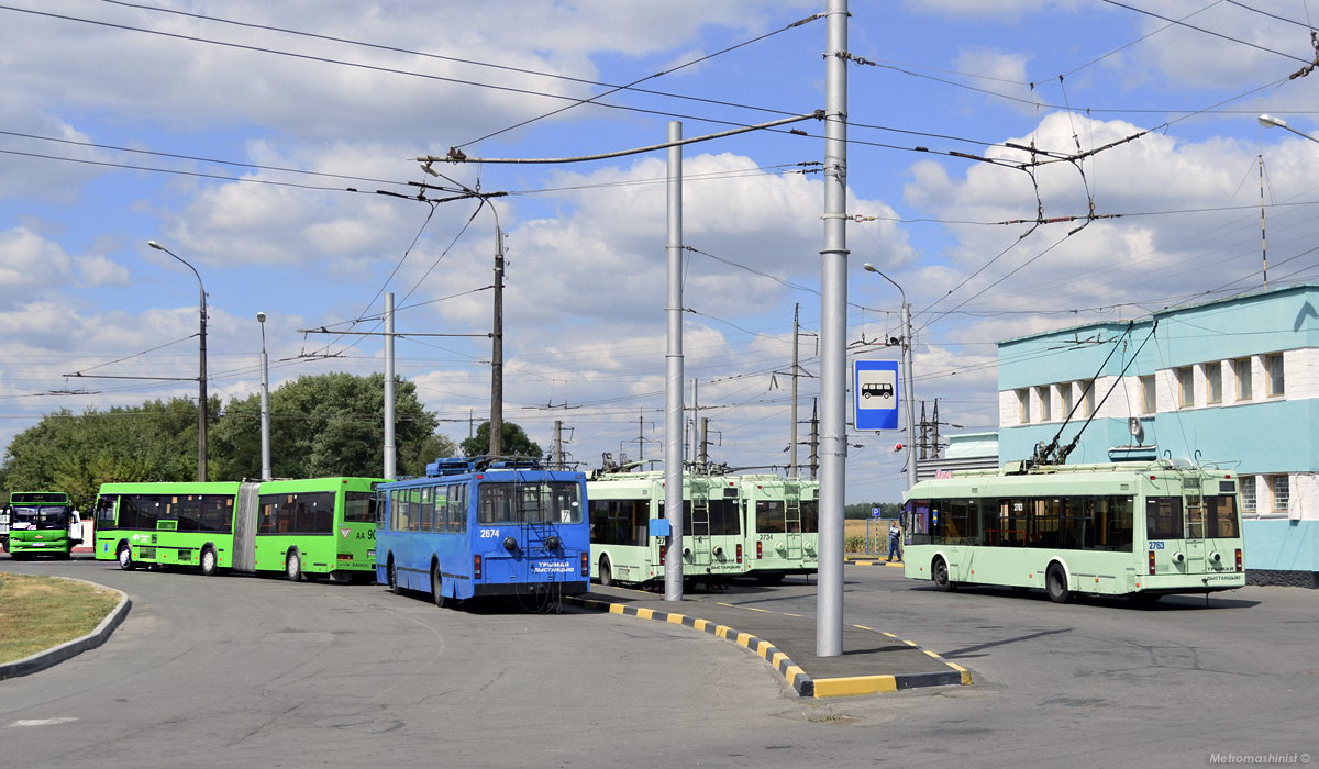 Гомель, БКМ 20101 № 2674; Гомель, БКМ 32102 № 2763; Гомель, БКМ 32102 № 2734; Гомель — Конечные станции