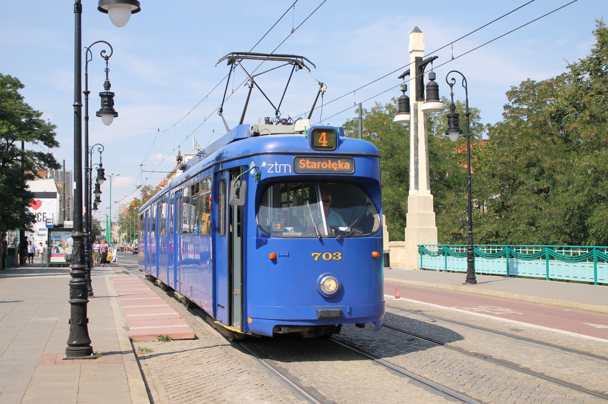 Познань, Duewag GT8 № 703