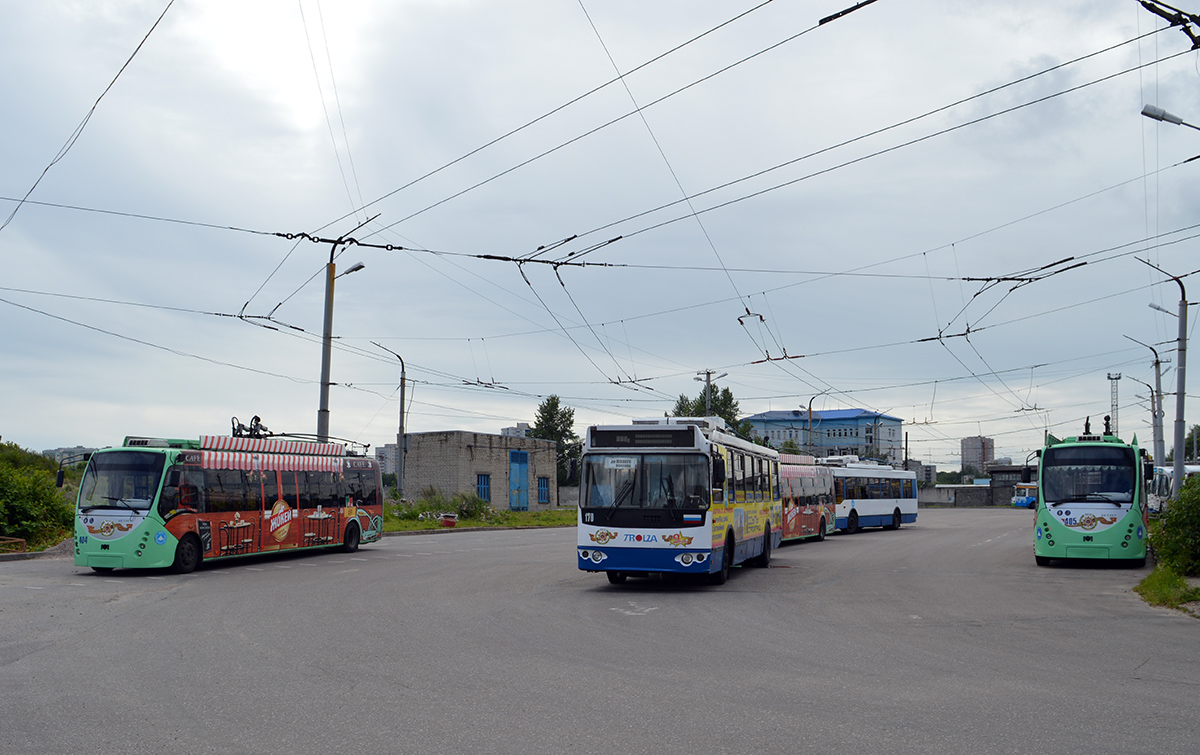 Калининград, БКМ 420030 «Витовт» № 404; Калининград, БКМ 420030 «Витовт» № 405; Калининград — Разные фотографии