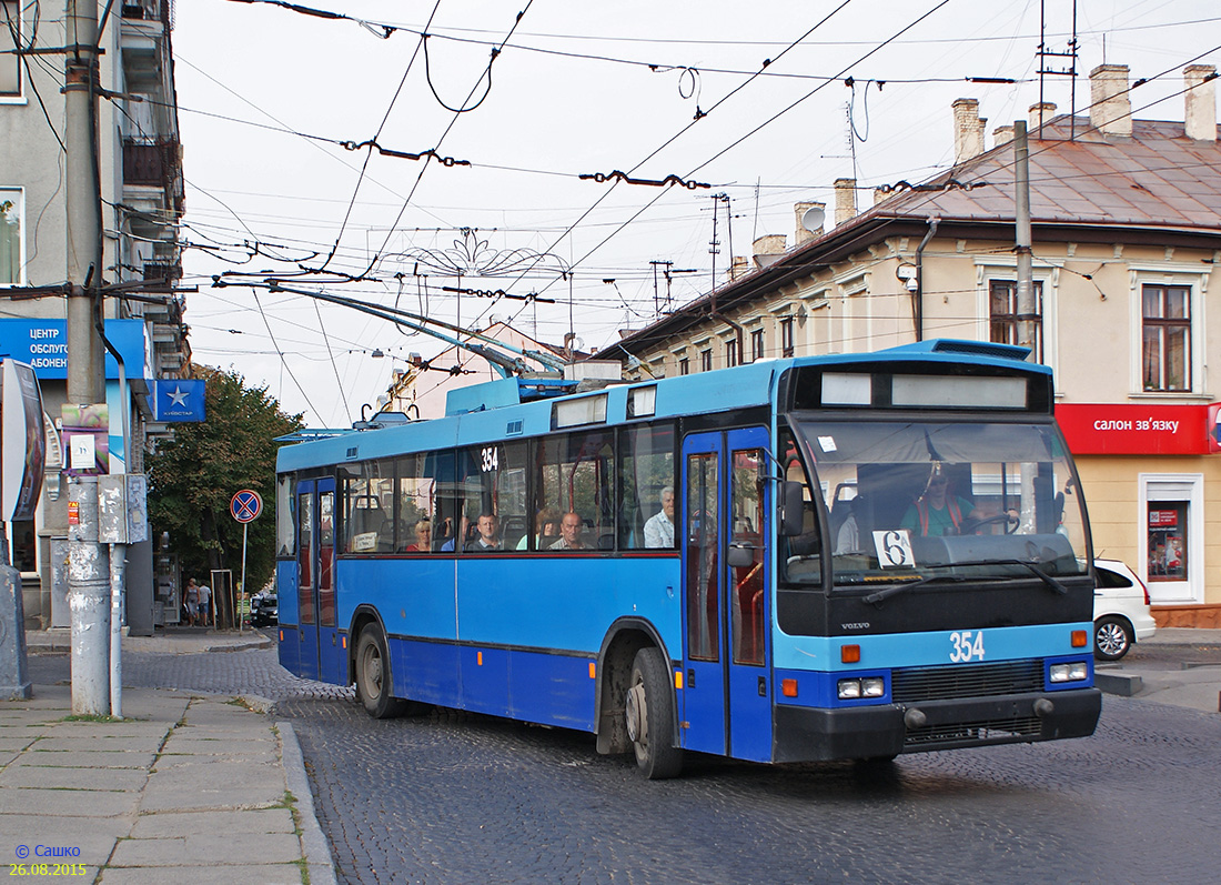 Черновцы, Den Oudsten B88 № 354