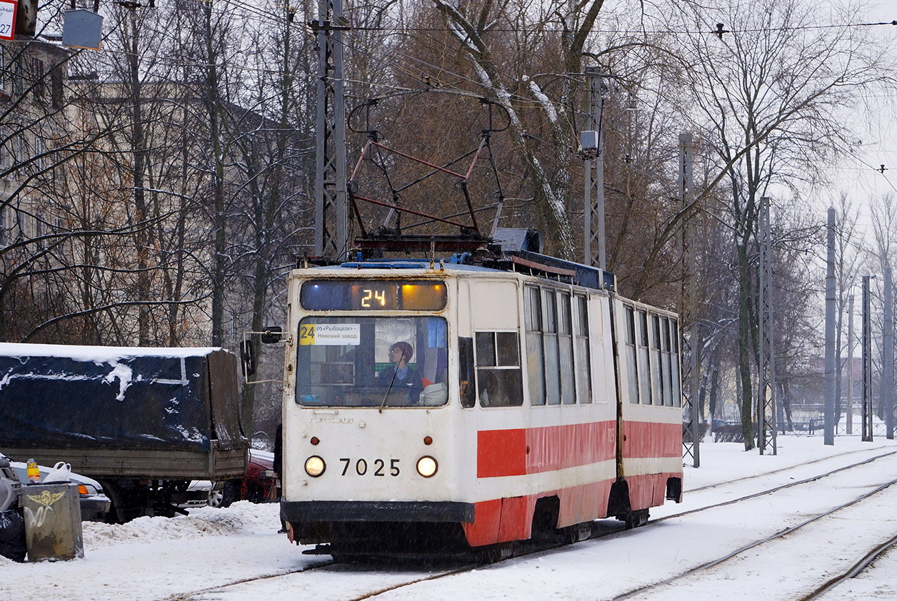 Санкт Петербург, ЛВС-86К № 7025