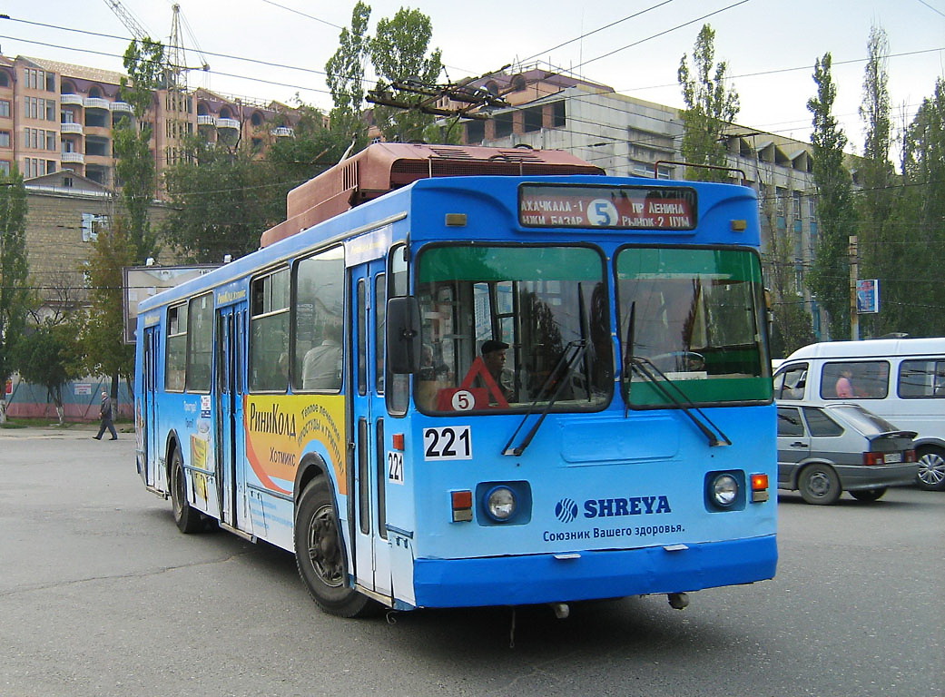 Махачкала, ЗиУ-682ГМ1 № 221