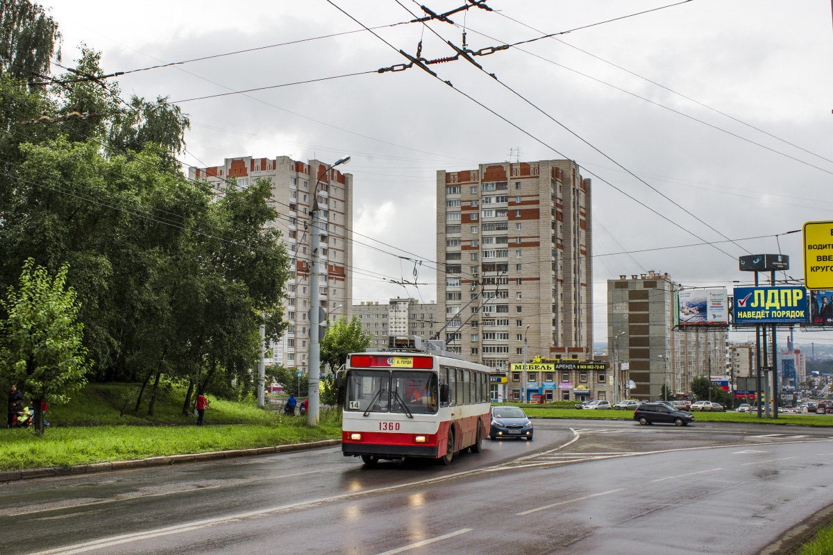 Ижевск, ВМЗ-5298-22 № 1360