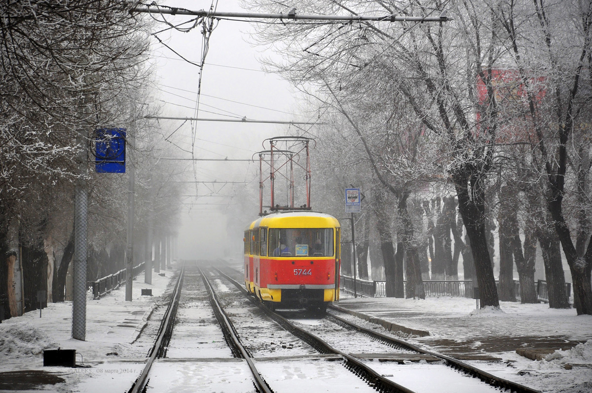 Волгоград, Tatra T3SU № 5744