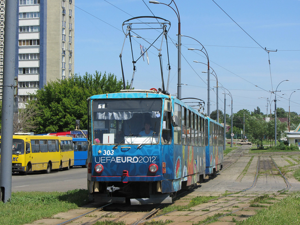 Киев, Tatra T6B5SU № 303