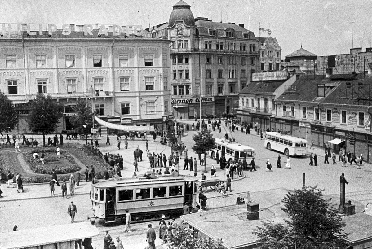 Черновцы, Двухосный моторный Ringhoffer № 4; Черновцы, MAN № 2; Черновцы, MAN № 1; Черновцы — Исторические фотографии (до 1991 года)