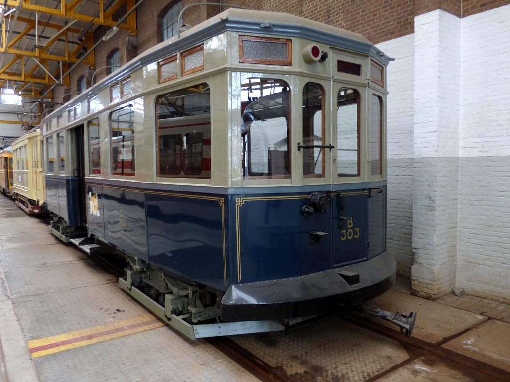 The Hague, Beijnes 4-axle trailer car č. B303