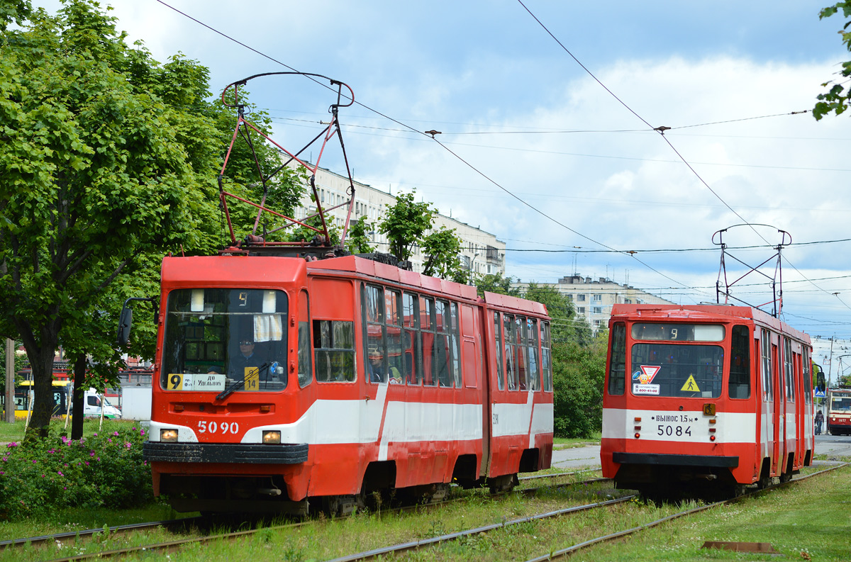 Санкт-Петербург, 71-147К (ЛВС-97К) № 5090; Санкт-Петербург, 71-147К (ЛВС-97К) № 5084