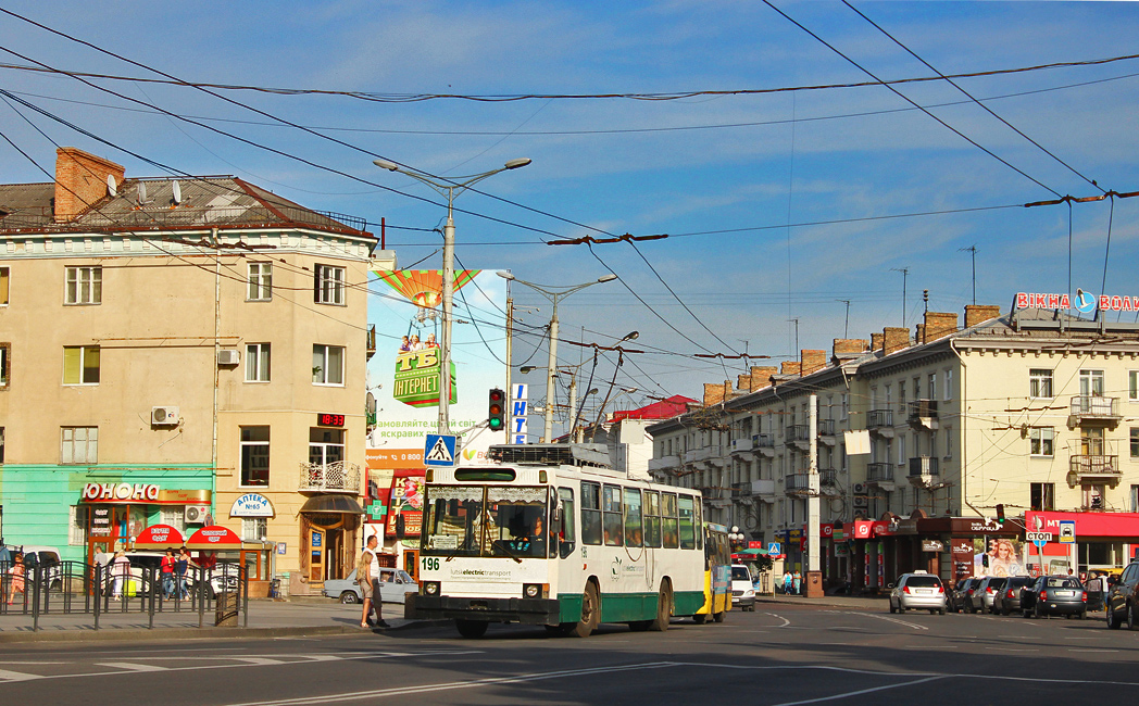Луцк, ЮМЗ Т2 № 196 Луцк, ЮМЗ Т2 № 196