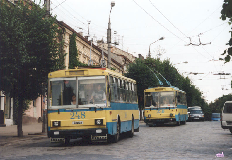 Черновцы, Škoda 14Tr02 № 248; Черновцы, Škoda 14Tr02 № 230; Черновцы — Исторические фотографии (1992-2000 годов)