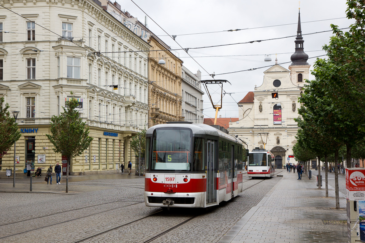 Брно, Vario LFR.E № 1597